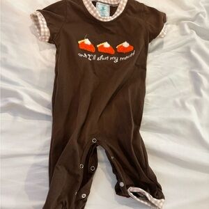 Baby boys smocked outfits lot
6-9 months